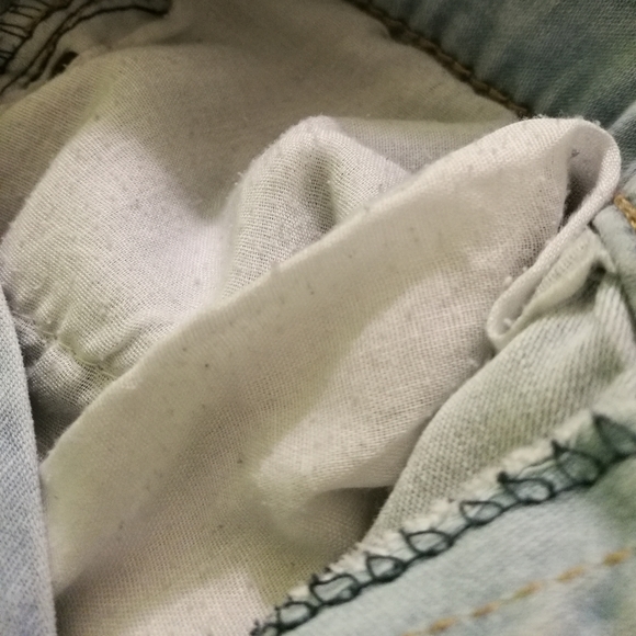 FREE Size 26 I Love H81 Skinny Jeans - Picture 8 of 8